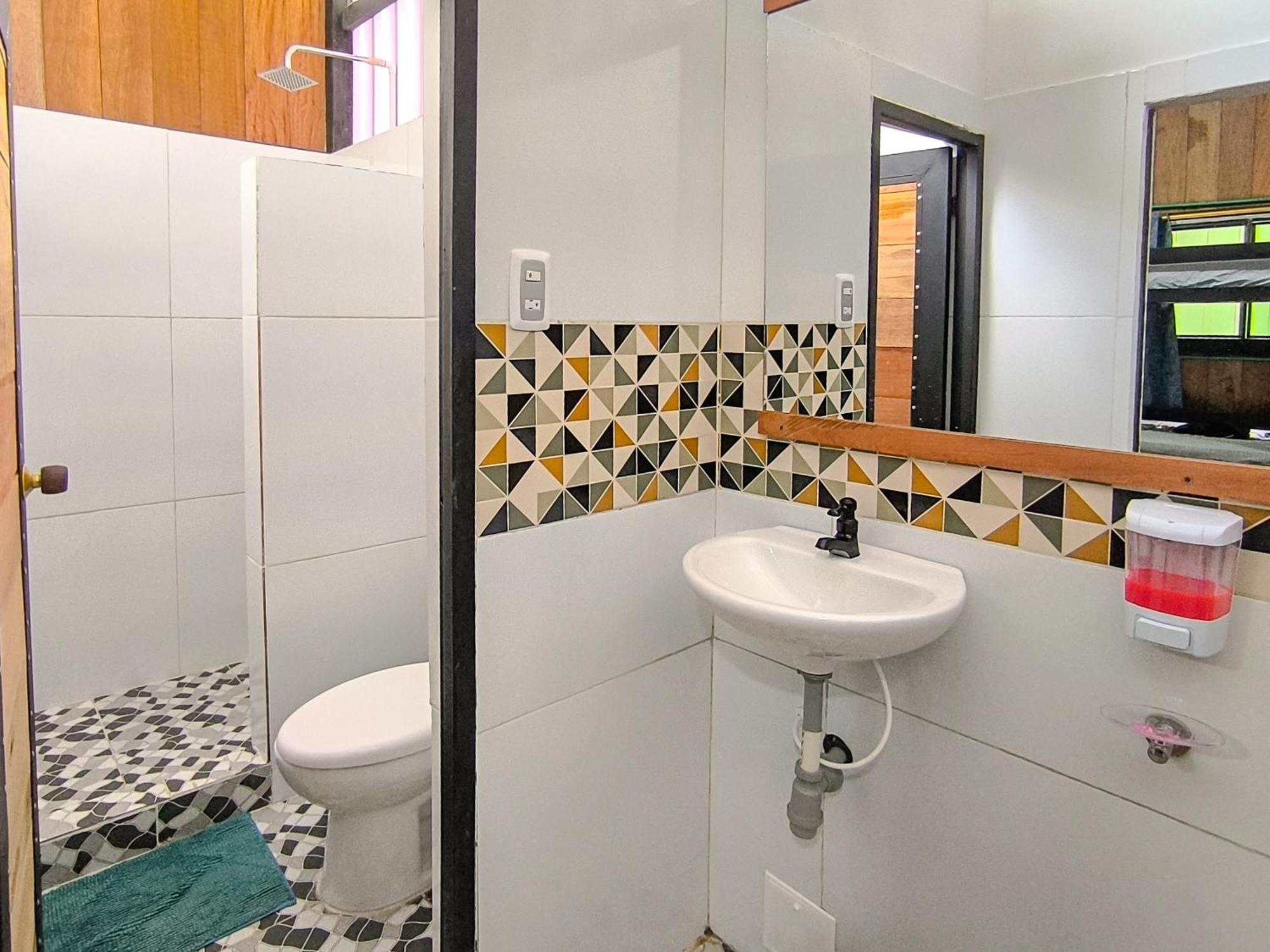 Hostel Casa De Las Palmas Tours Leticia Zewnętrze zdjęcie